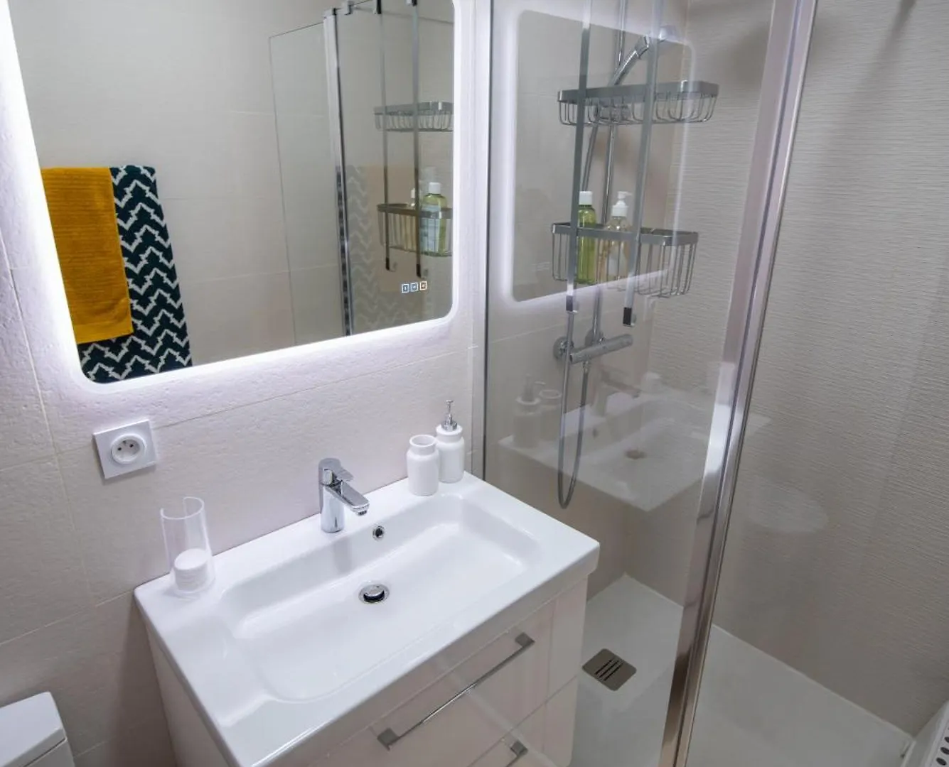 Apartment T2 Cosy Et Climatise Au Coeur De La Ville - La Golondrina Martigues France